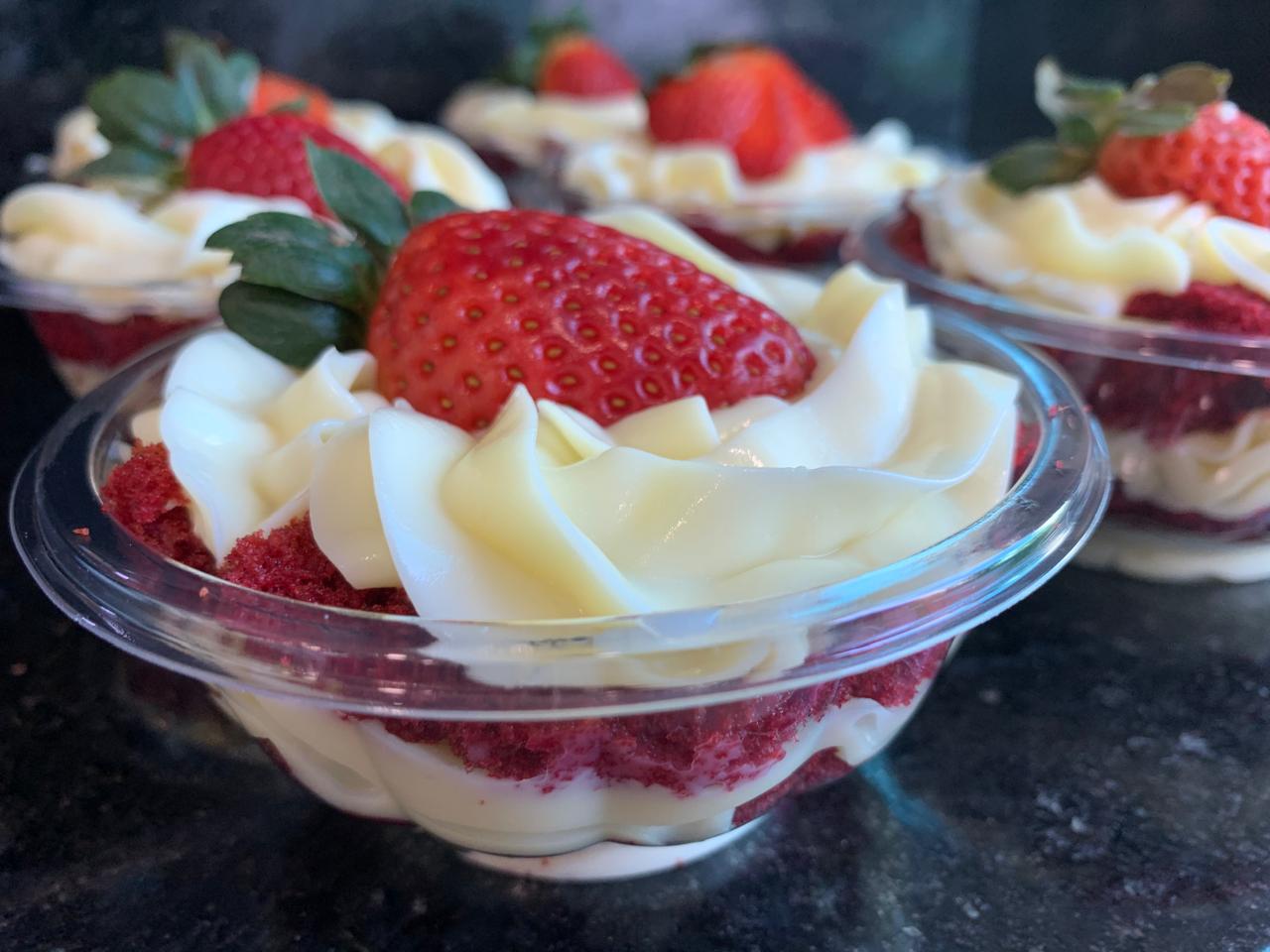 DOCES E SOBREMESAS