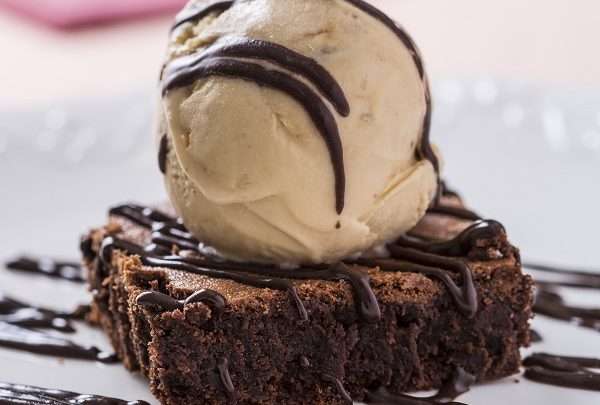 Brownie com Sorvete